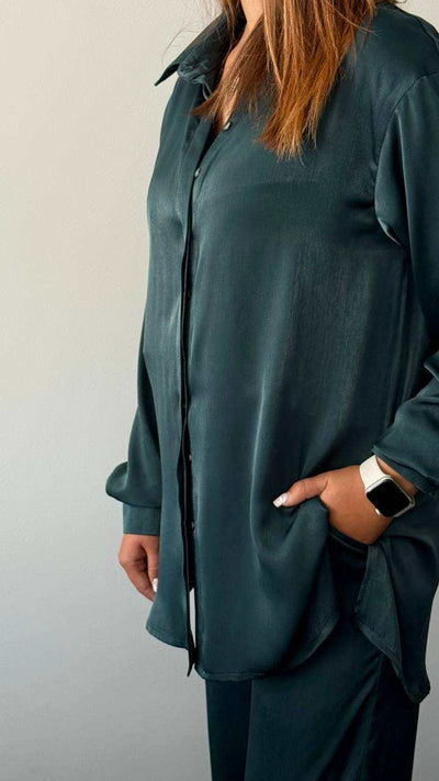 Elegancki zestaw koszuli ze spodniami oversize